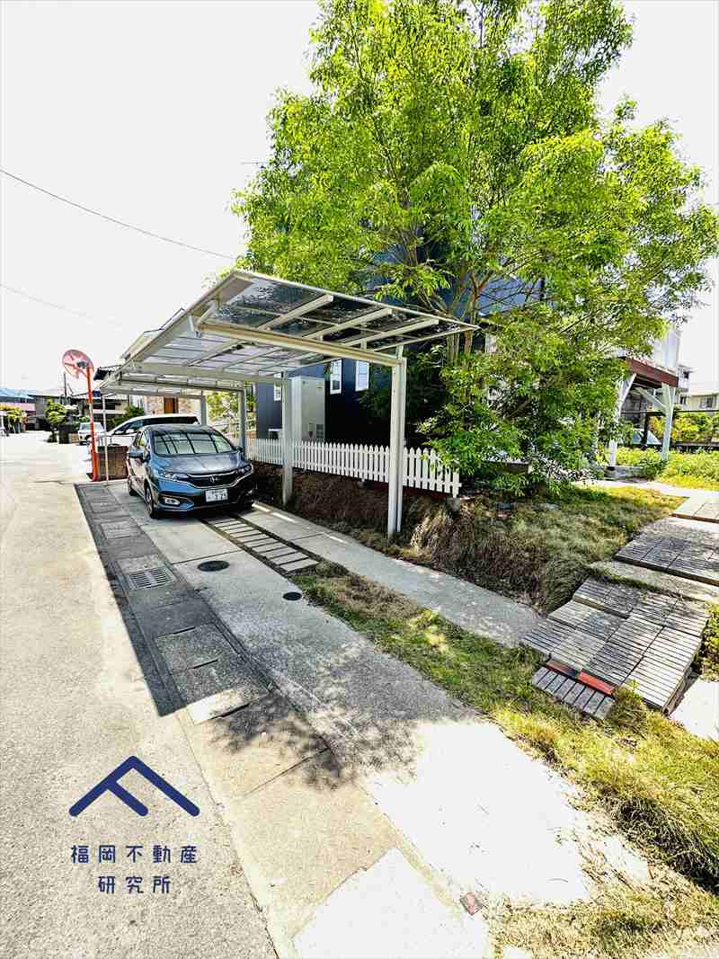 古賀市千鳥6丁目　戸建ての駐車場