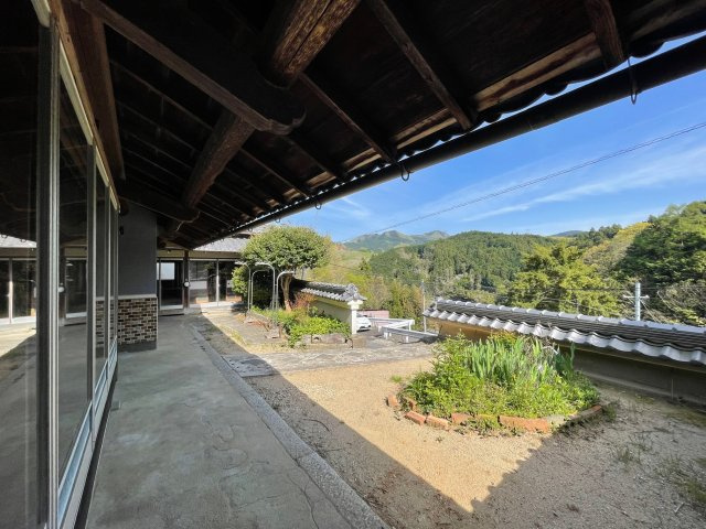 桜井市小夫　中古戸建の外観|静かな環境で、自然いっぱいの風景に癒されながらゆったりお住まいされませんか(^^)/