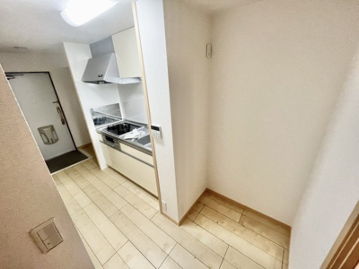 【洋室】 | ラージ