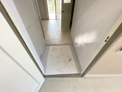 【玄関】 | 新栄プロパティー古市駅東