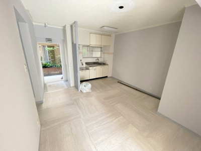 【居間・リビング】 | 新栄プロパティー古市駅東