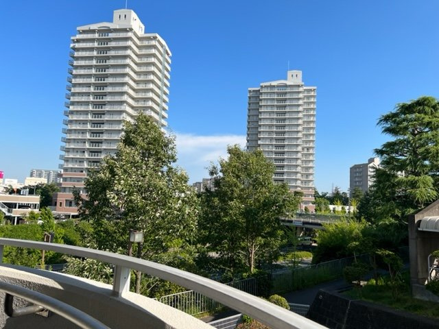 メロディーハイム三田公園参番館の展望