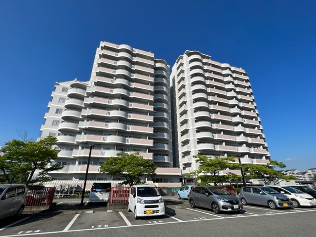 メロディーハイム三田公園参番館の外観