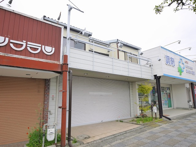 藤ノ木台3丁目店舗の外観