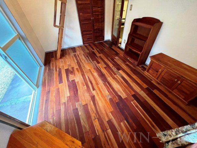 ユトリロ宮下町の居間・リビング