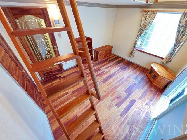 ユトリロ宮下町の居間・リビング