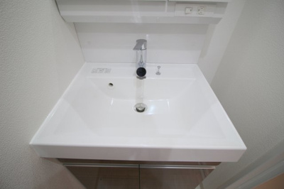 【独立洗面台】 | リブネスコート大阪大学前