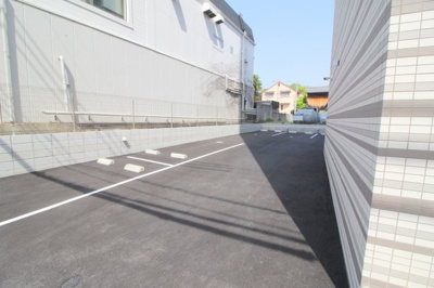 【駐車場】 | リブネスコート大阪大学前
