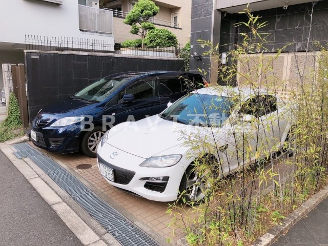 アクアプレイス四天王寺　BRAVI不動産の駐車場|【アクアプレイス四天王寺】駐車場です