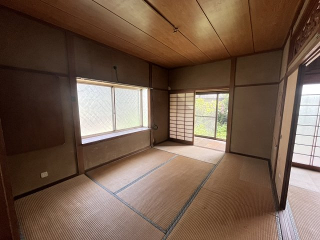 姫路市御立中４丁目／中古戸建の居間・リビング