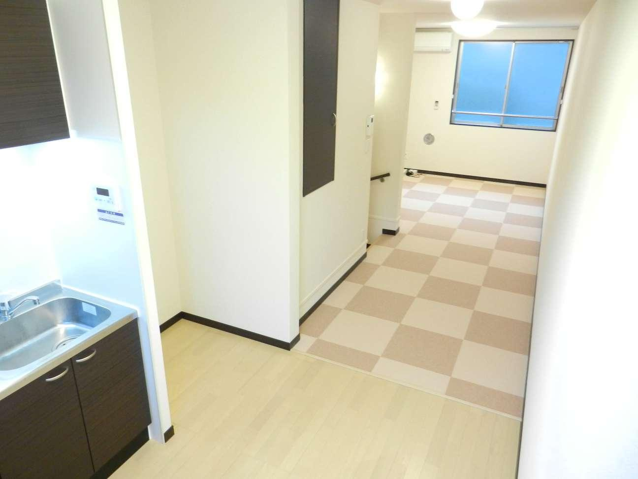 レオネクストルーポの洋室