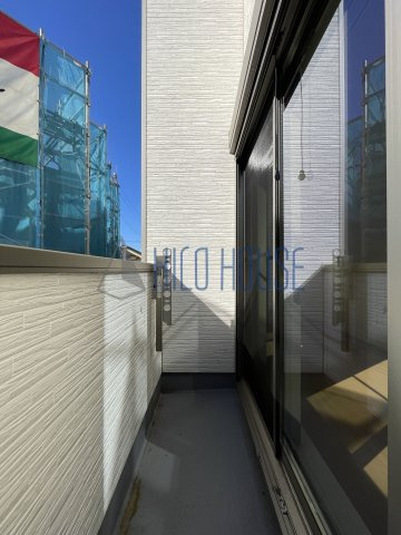 Kolet南大塚のバルコニー