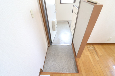 【玄関】 | ハイツフォレスト | きれいな玄関です