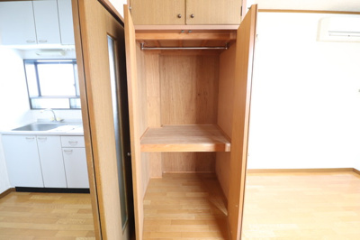 【収納】 | ハイツフォレスト | こまごまとしたものを収納できそうですね