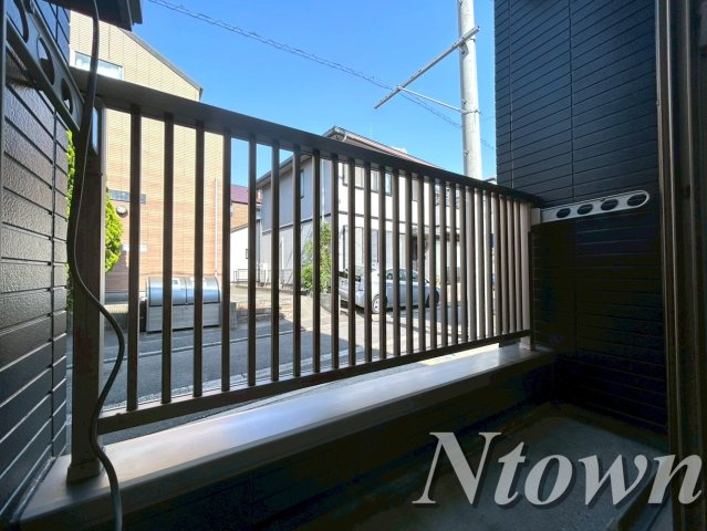 【バルコニー】 | コンパートハウス本陣 | 暖かな日差しのふりそそぐバルコニー