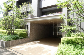 【エントランス】 | 清潔なエントランスです