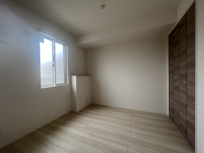 【洋室】 | レリヤンファミリオⅧ