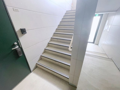 【その他共用部分】 | F maison VIOLA | 共用階段です