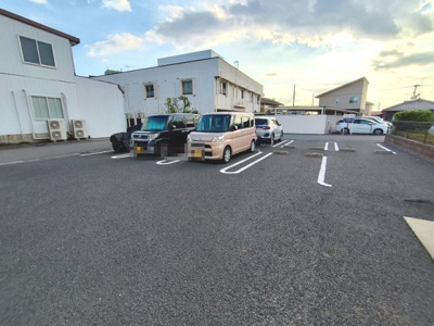 【駐車場】 | フラッツ・フジ