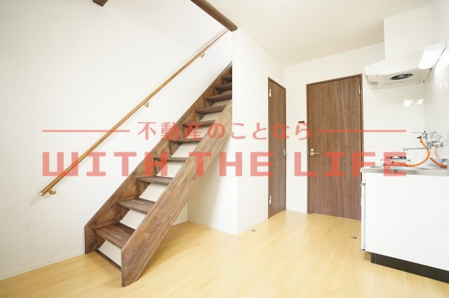 シャロムふえき【10,000円キャッシュバック対象】の居間・リビング|ゆったり過ごせるリビングです