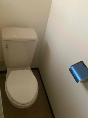 【トイレ】 | 南住吉福田貸家 | トイレです。