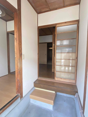 【玄関】 | 南住吉福田貸家 | 広々とした玄関です。
