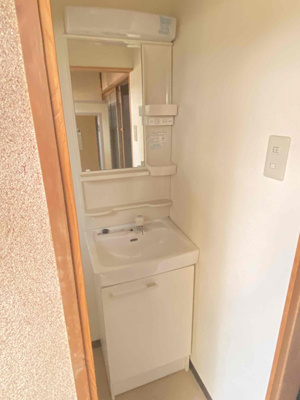 【独立洗面台】 | 南住吉福田貸家 | 独立洗面台です。