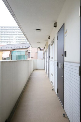 【その他共用部分】 | Luxs上板橋　12555 | 玄関前廊下になります(^^)/