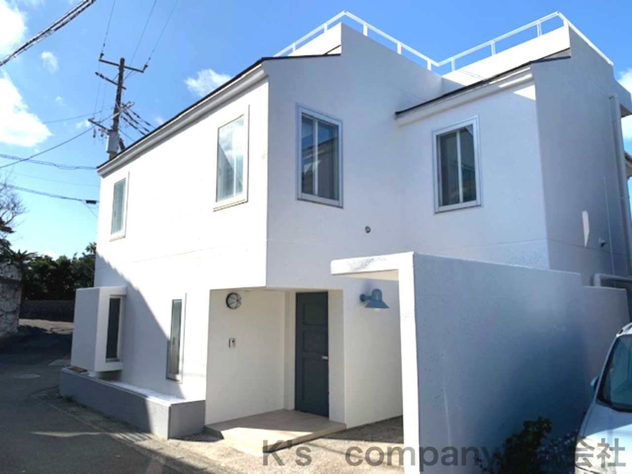 横須賀市芦名2丁目　中古戸建の外観|鉄筋コンクリートならではのスタイリッシュな外観です！
