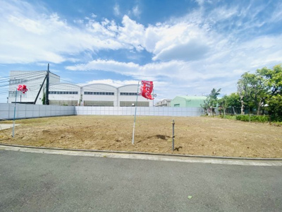 【前面道路含む現地写真】 | ☆敷地３９坪×建築条件なし×陽当たり×Wカースペース☆仲介手数料不要／藤沢市葛原4区画売地 | 陽当たり良好な全４区画土地分譲！ご希望のハウスメーカーで建築して頂けます♪想い描いたマイホームを！