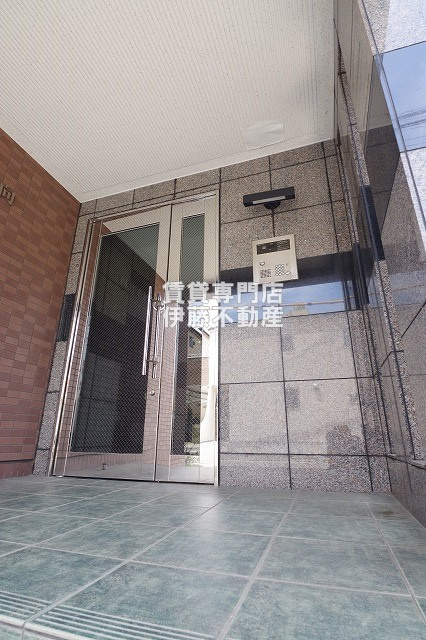 Skypia江向のエントランス