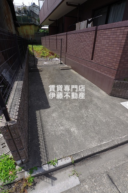 Skypia江向の駐車場
