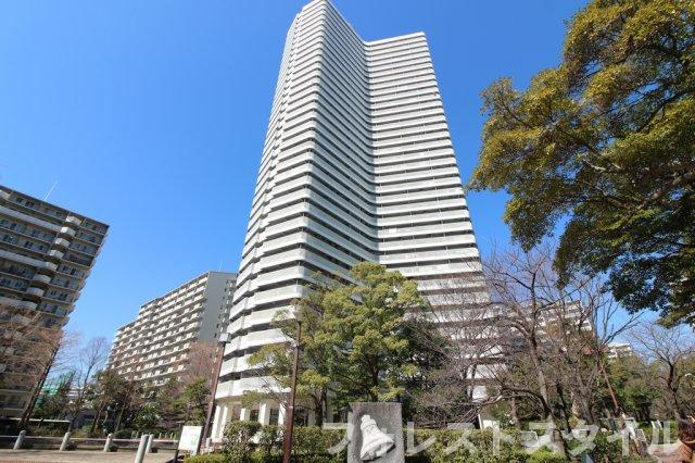 ベル・パークシティ画地Ⅱ　J棟の外観