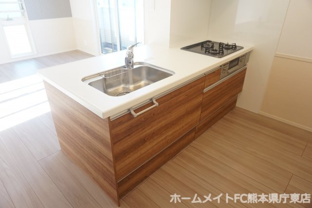 熊本市東区長嶺東５丁目のアパートのキッチン