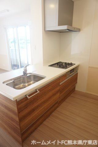 熊本市東区長嶺東５丁目のアパートのキッチン