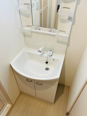 仲介手数料0円！！リブリ・コンフォート浄心の洗面所