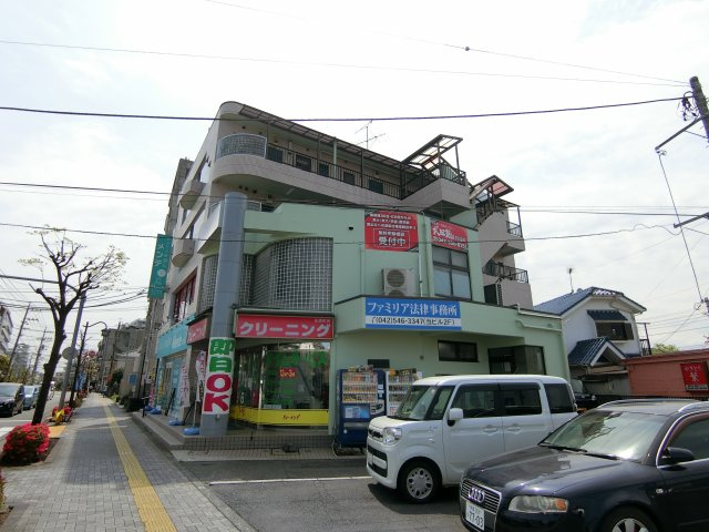 石川ビルの外観