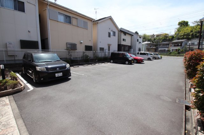 【駐車場】 | メゾン　ジャスティスＤ