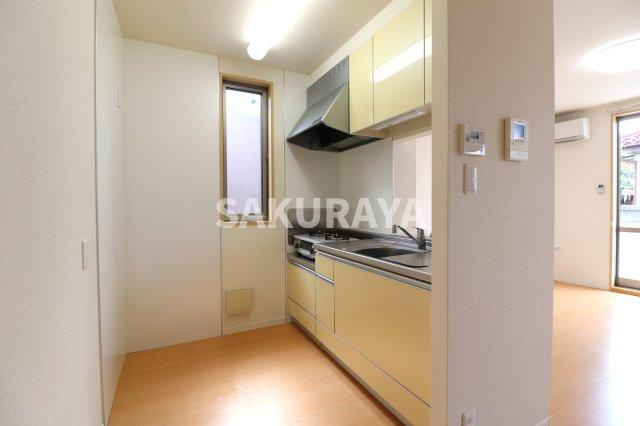 メゾンミラコスタのキッチン|2023年撮影。現況と異なる場合がございます。