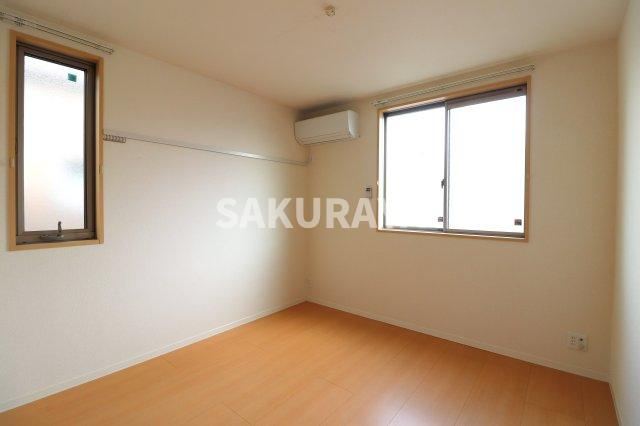 メゾンミラコスタの洋室|2023年撮影。現況と異なる場合がございます。