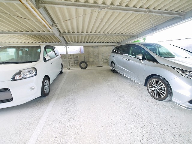 廣岡モータープールの駐車場|駐車スペースです