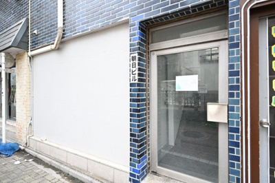 【エントランス】 | 朝日ビル