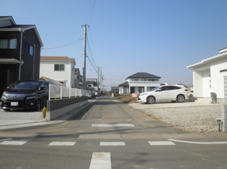 【前面道路含む現地写真】 | 前面道路含む現地写真です