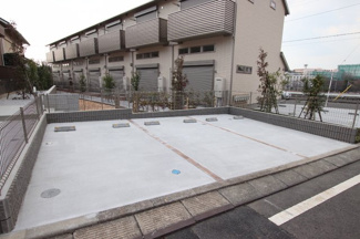 ★敷地内駐車場★（有料・要空き確認）