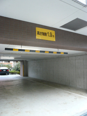 駐車場入口(要空き確認)