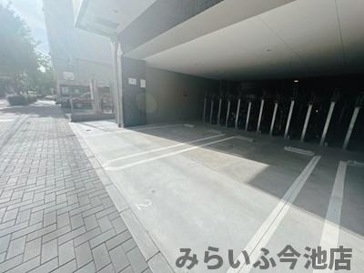 【駐車場】 | エスリード今池アヴェール | 平面駐車場