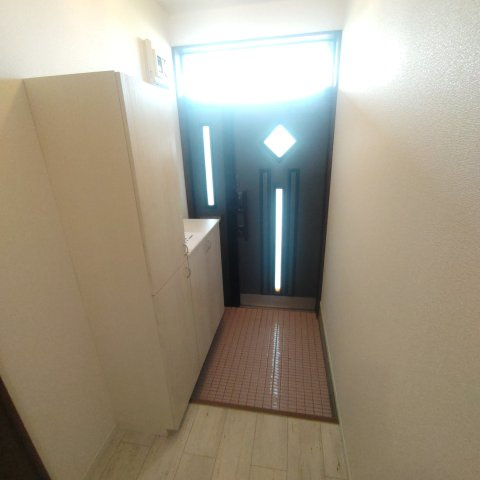 コーポオリエントの玄関