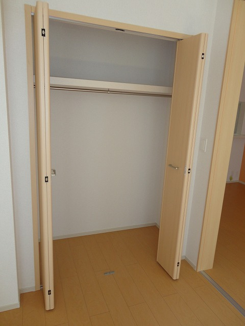 オレンジヒルズ論田Bの収納