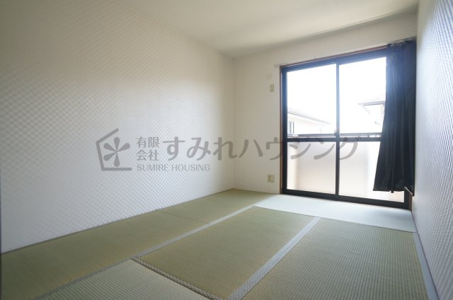 堀古タウンハウスの和室