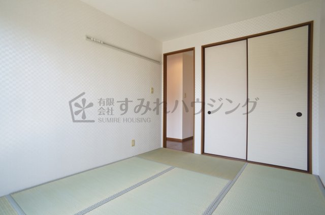 堀古タウンハウスの和室
